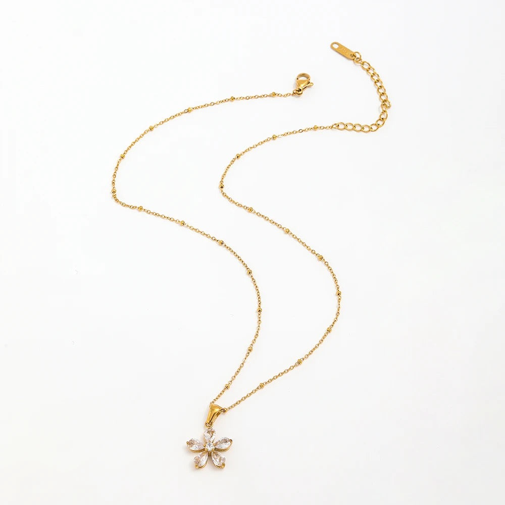 18kt Gold Plated Rolo Chain Dainty Daisy Flower Pendant Necklace, Lorelai