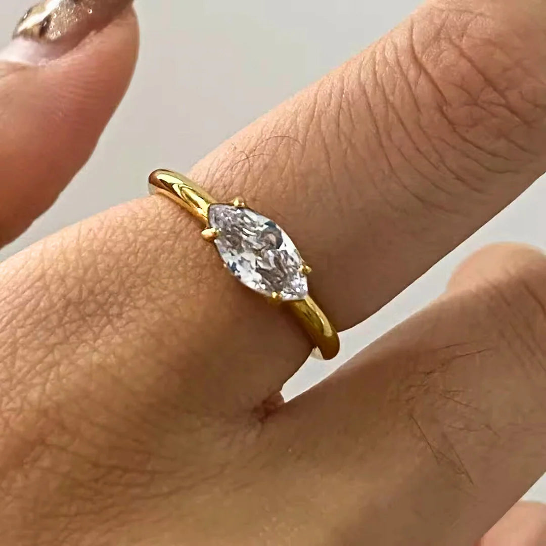 18KT Gold Plated Set of 2 Stackable Water Droplet and leaves Stainless Steel Waterproof Rings, Magnolia