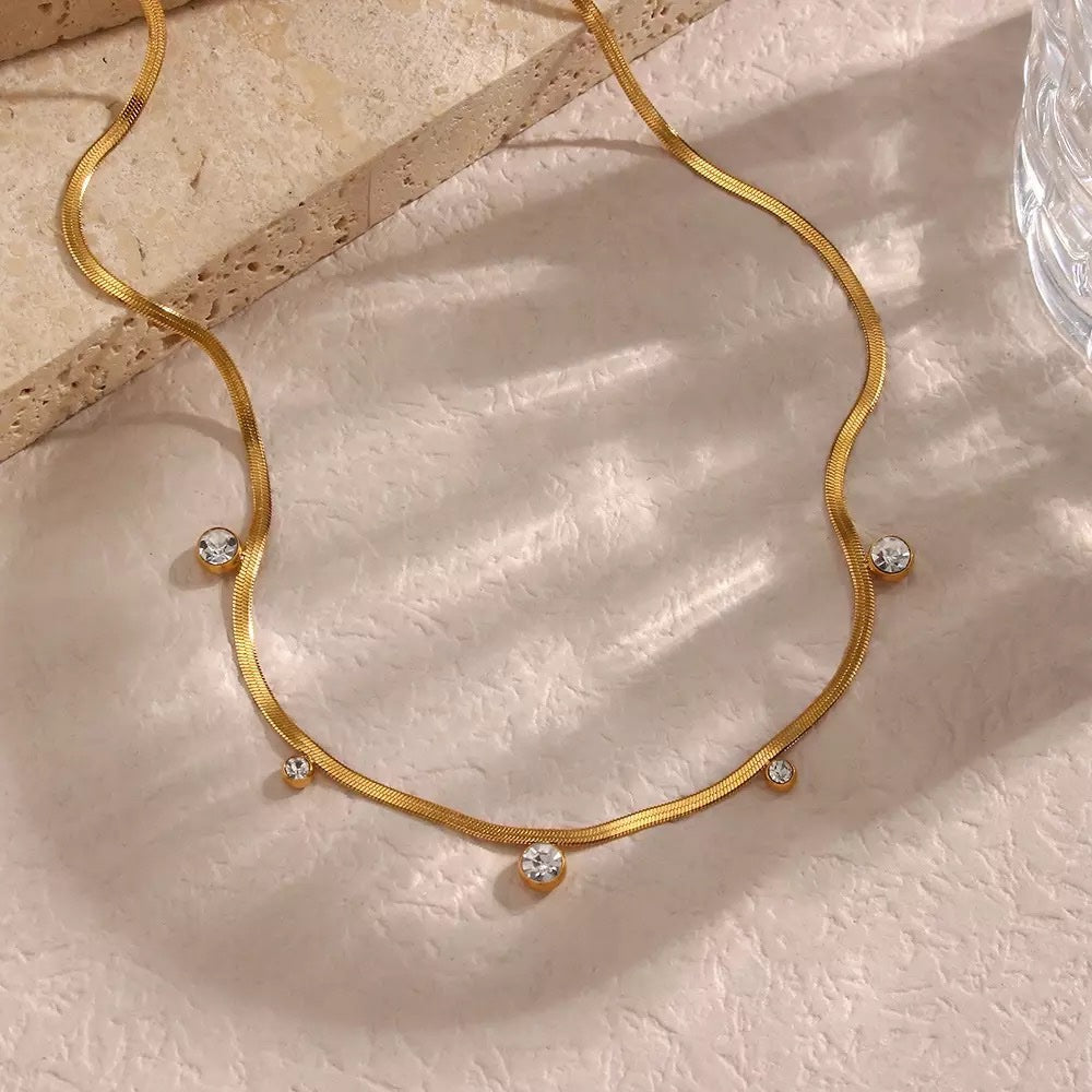 18 kt Snake Chain with Zircons, Avery - Inaya Accessories