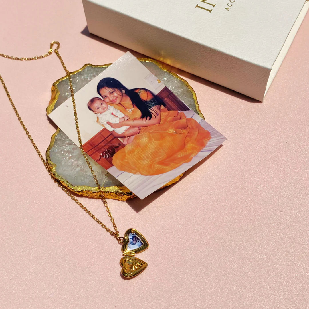 18kt Gold Plated Starstruck Opal Stone Photo Locket Keepsake Necklace, Noor