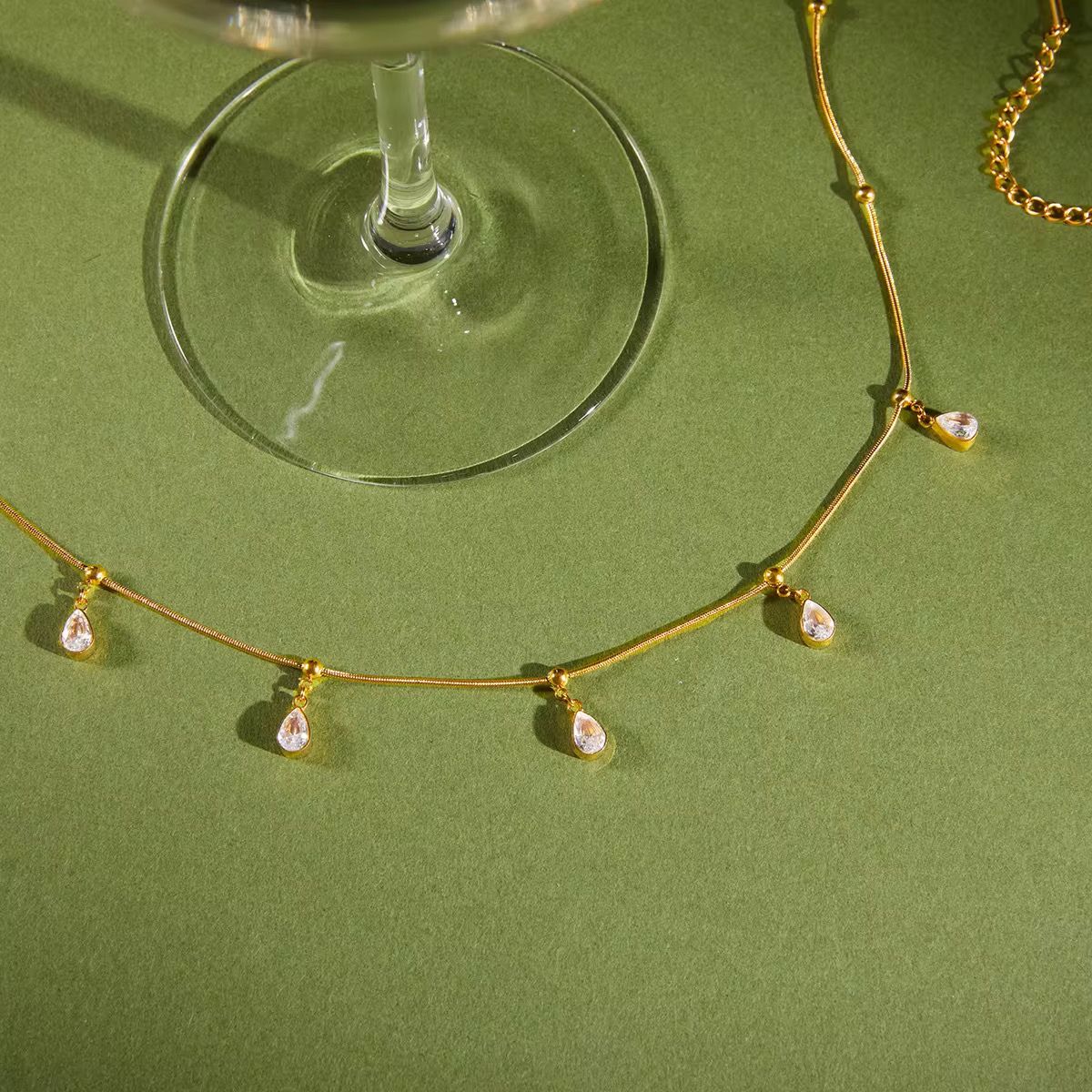 18k gold plated minimalist crystal choker, lila