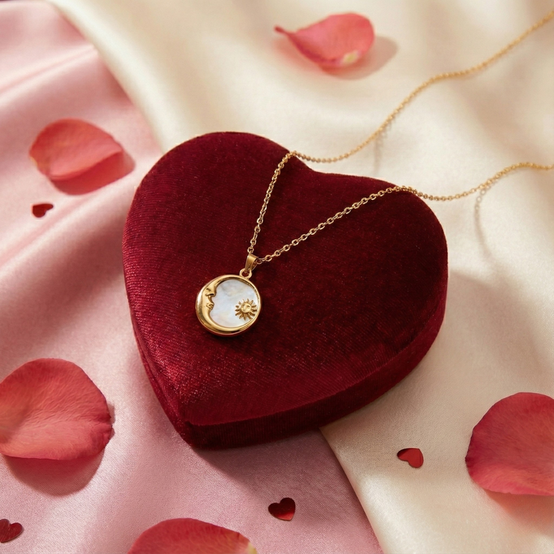The Timeless Freshwater Pearl Valentine’s Gift Set