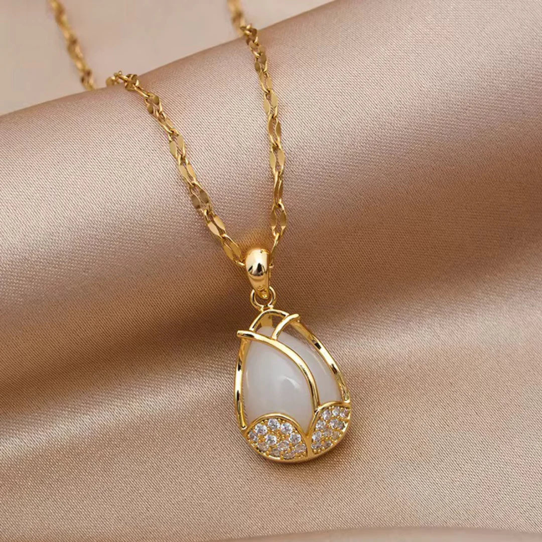 18kt Gold Plated Water Drop Stone Necklace with Twisted Chain, Kai