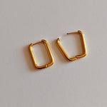 Load image into Gallery viewer, 18 KT Oval Box earrings - Inaya Accessories