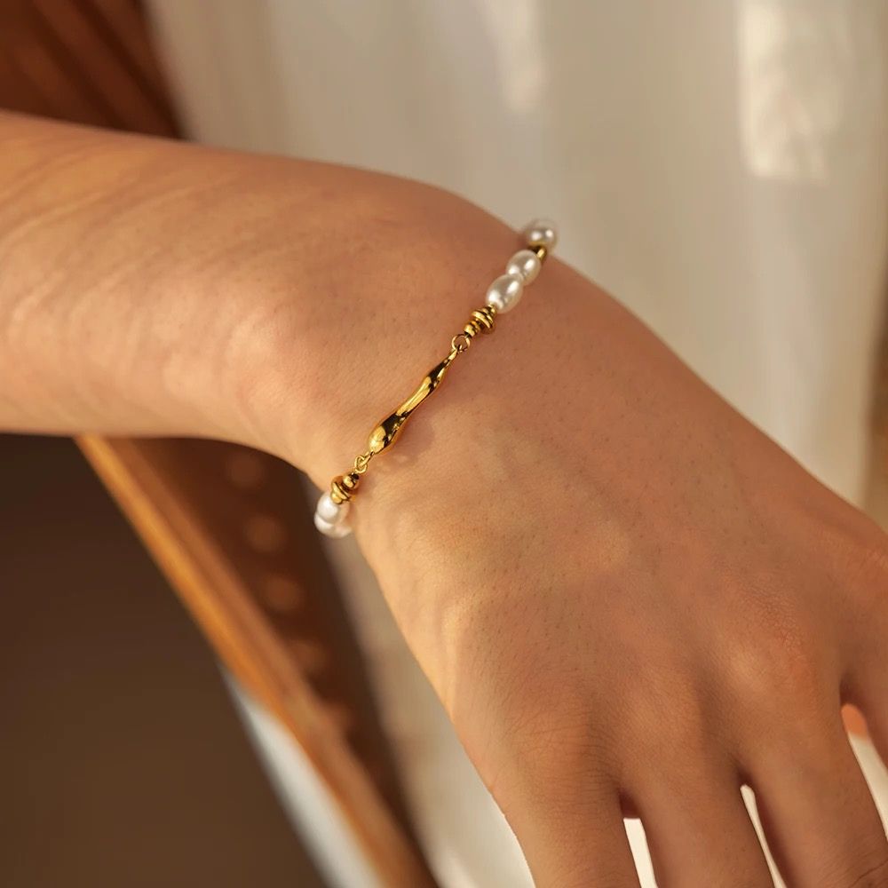 18kt gold plated glass pearl beads chain bracelet, harper   inaya accessories