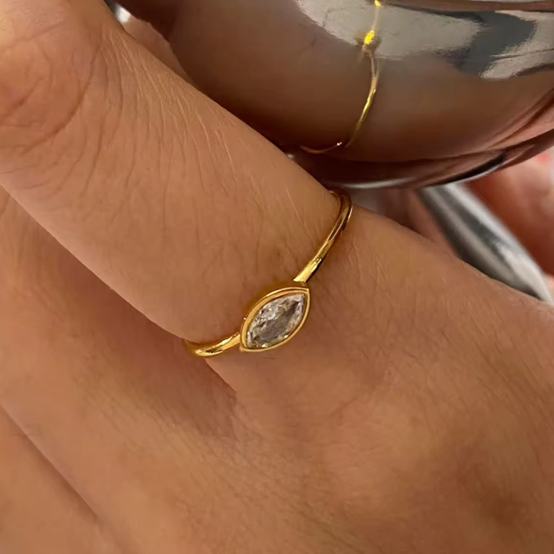 18KT Gold Plated Marquise Leaf Triple Band Ring – Willow