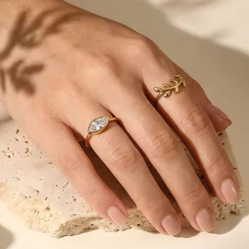 18KT Gold Plated Marquise Leaf Triple Band Ring – Willow