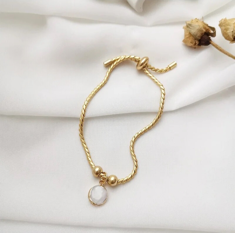 18kt Gold Plated Snake Twist Chain White Shell Adjustable Bracelet, Alma - Inaya Accessories