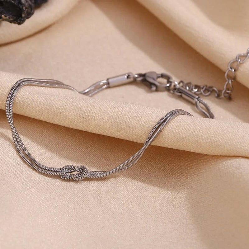 18kt Gold Plated Minimalistic Knot Twisted Bracelet, Hermoine