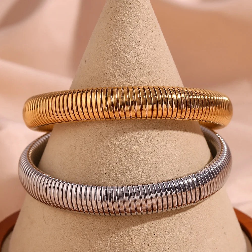 18kt Gold Plated Chunky Single Viper Bracelet, Varya - Inaya Accessories