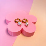 Load image into Gallery viewer, Valentines Special Pearl Affair Gift Set
