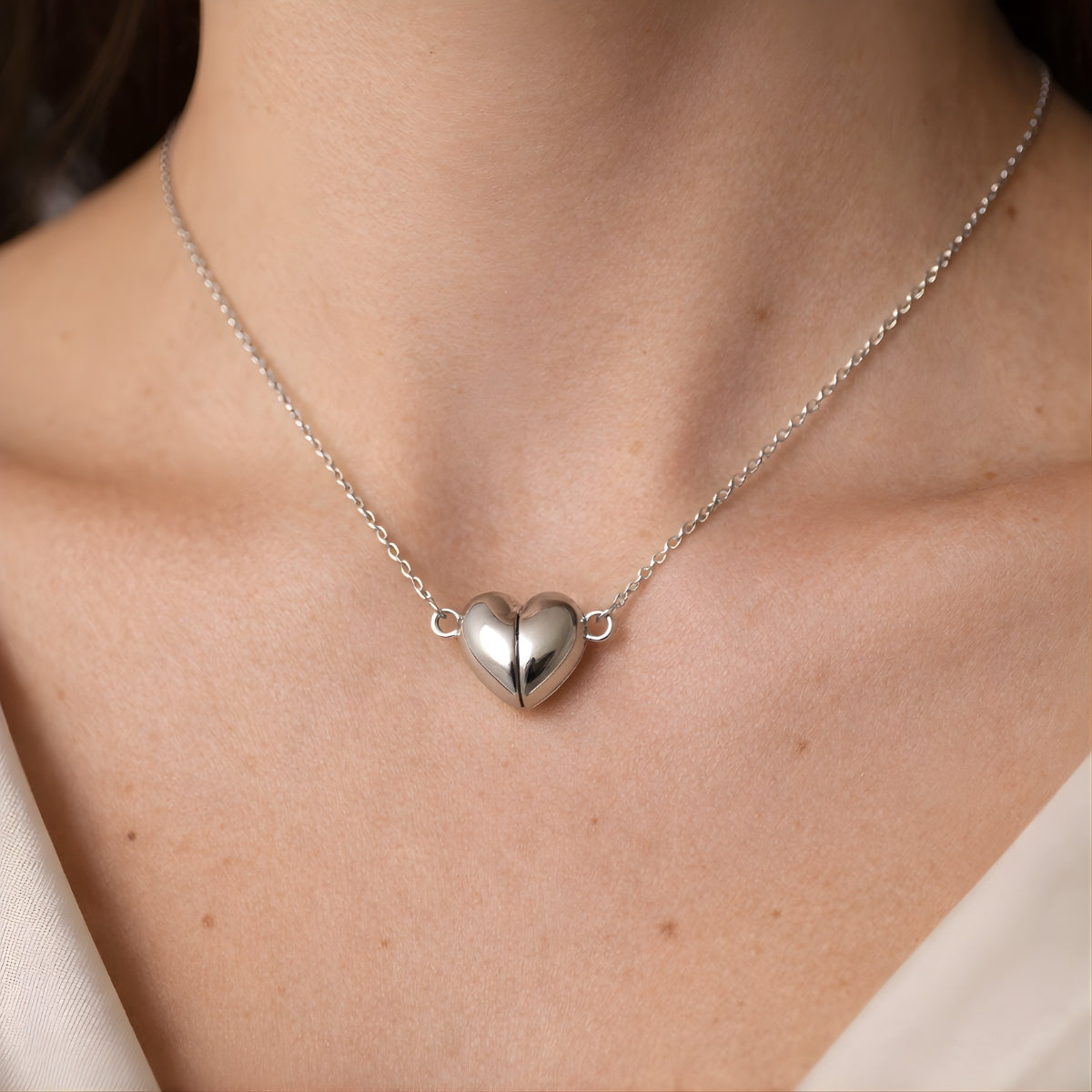 18kt gold plated stainless steel split minimal heart pendant necklace for women, alice