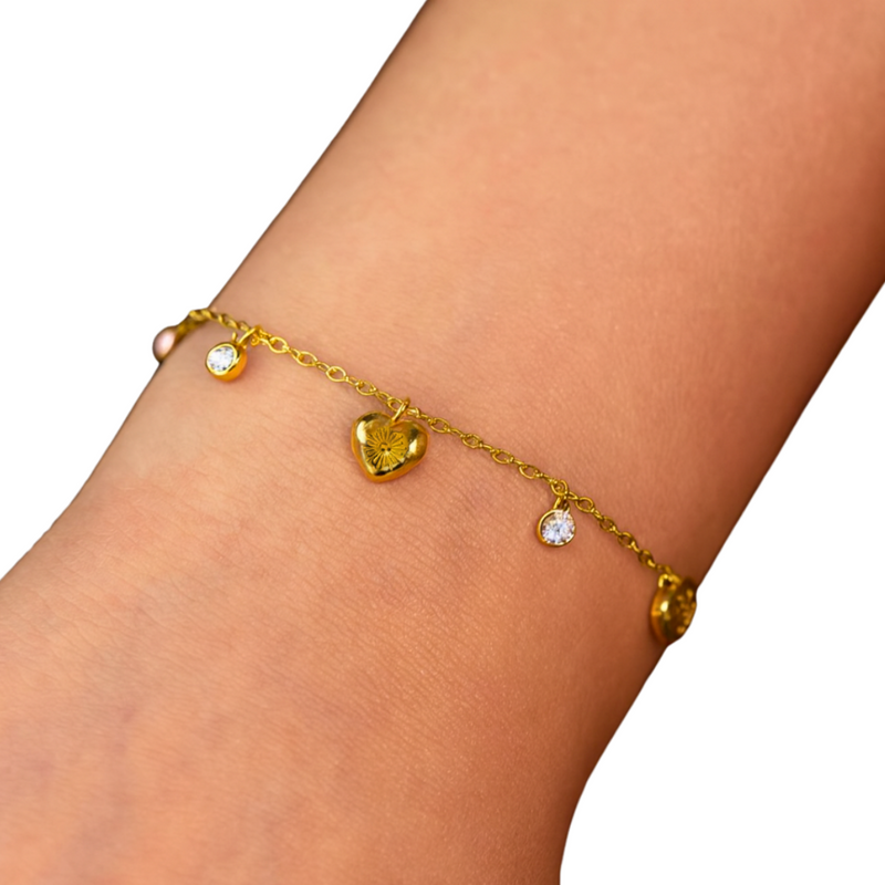 Inaya Modern Festive 18KT Gold Plated North Star Heart & Round Zircon Charm Bracelet, Azura