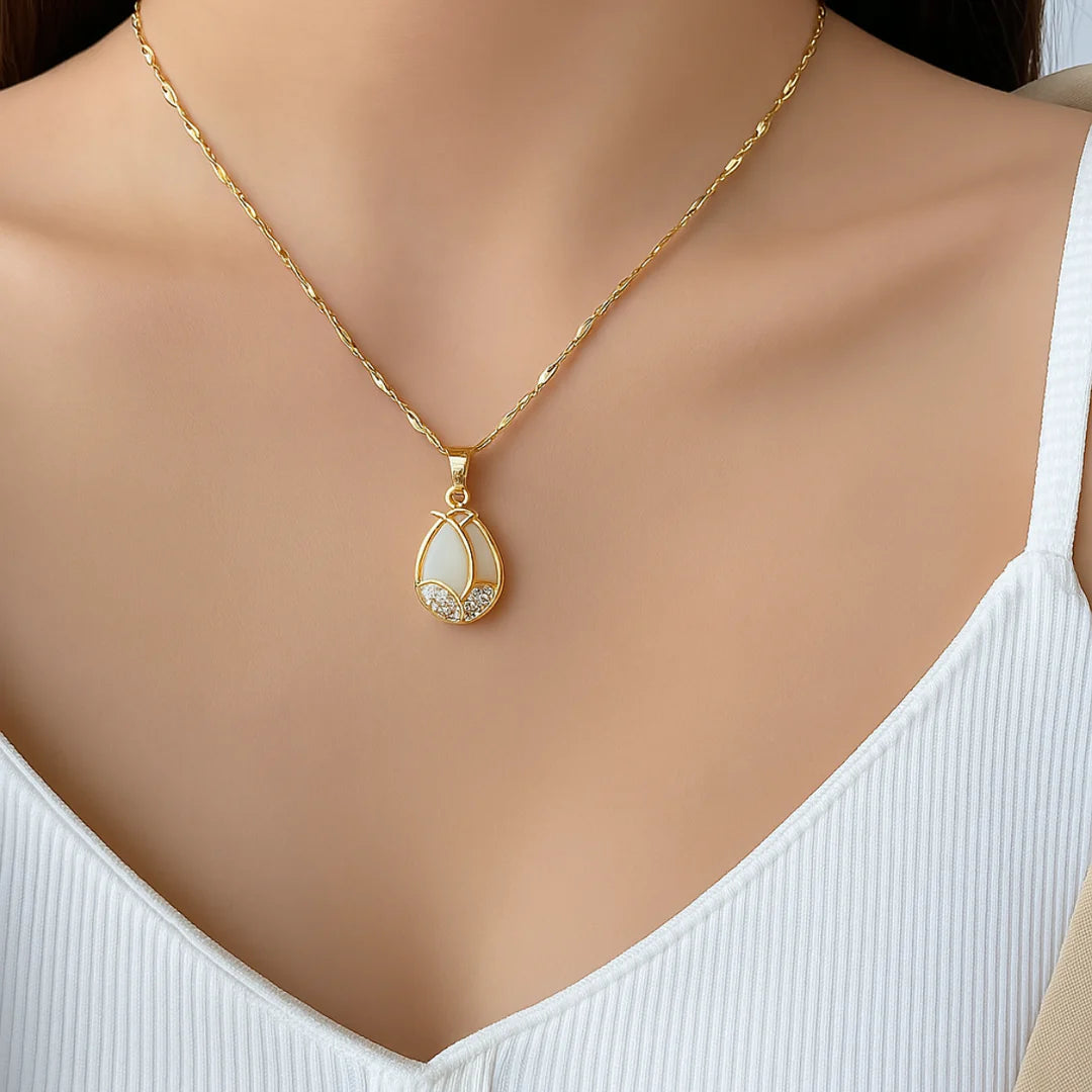18kt Gold Plated Water Drop Stone Necklace with Twisted Chain, Kai