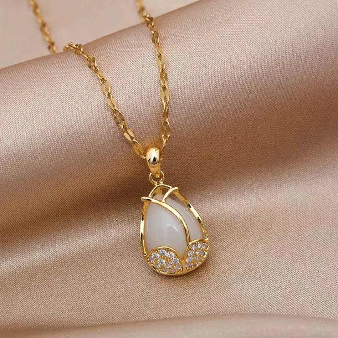 18kt Gold Plated Water Drop Stone Necklace with Twisted Chain, Kai