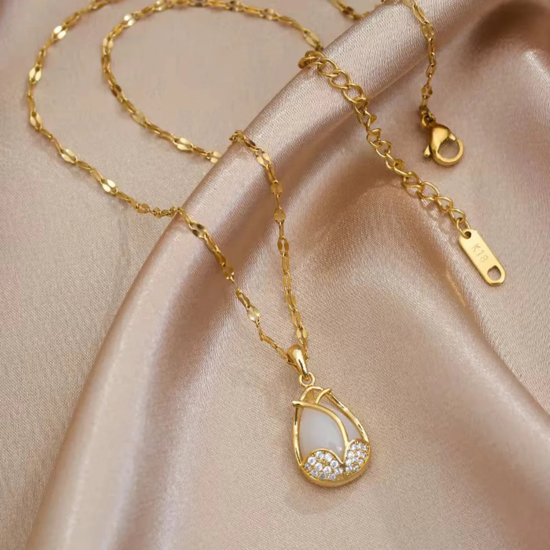 18kt Gold Plated Water Drop Stone Necklace with Twisted Chain, Kai