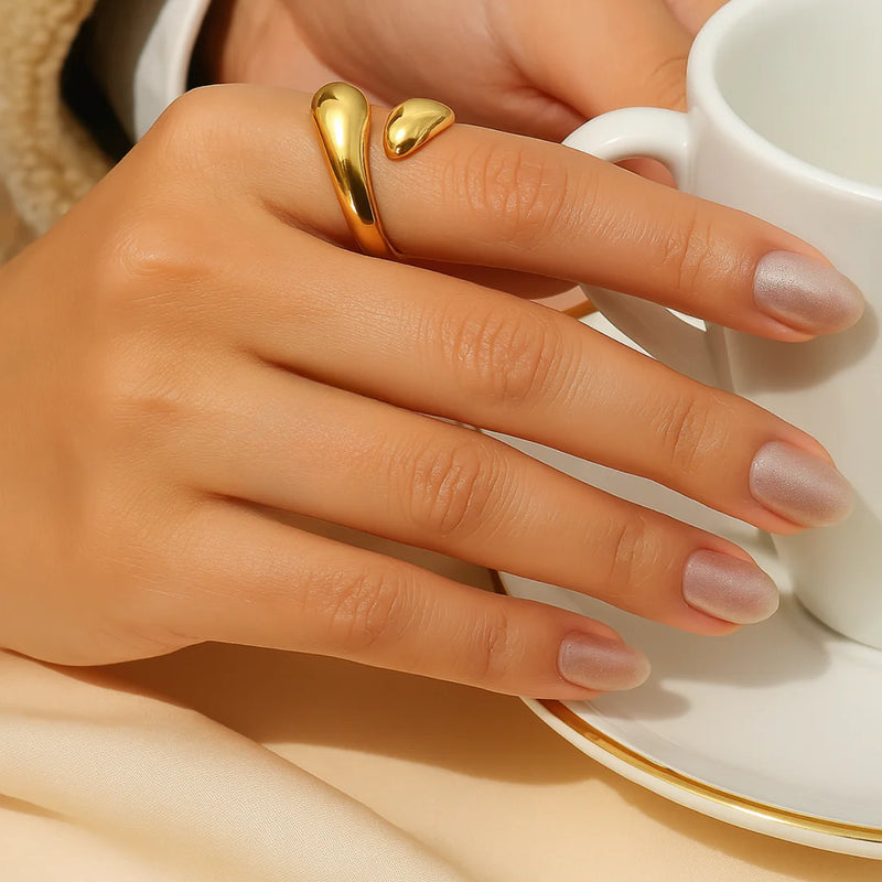 18kt Gold Plated Adjustable Hug Ring, Michelle