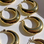 Load image into Gallery viewer, 18kt Gold Plated U Shaped Chunky Hoop Earrings, Ballerina
