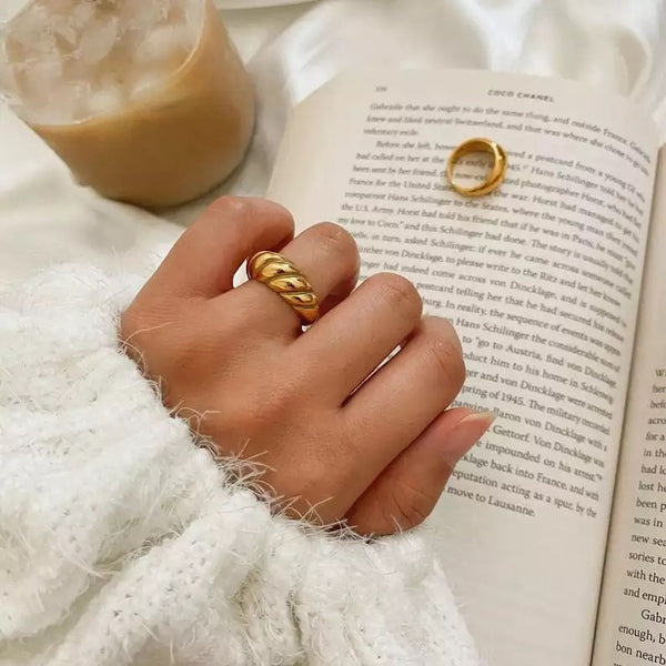 18KT Gold Plated Croissant Ring - Inaya Accessories